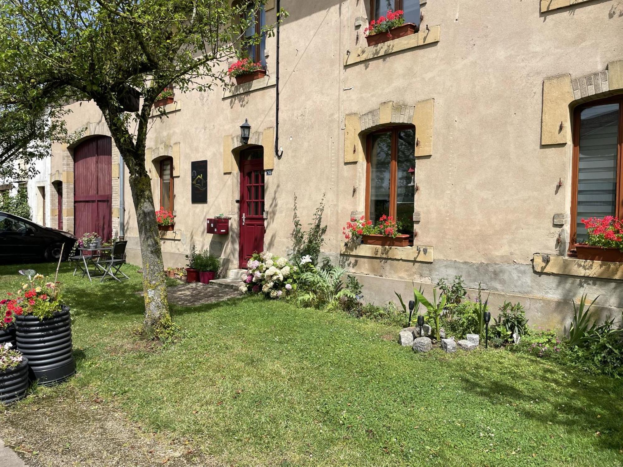 Apartmán Bergerie Francique Lachaussee Exteriér fotografie
